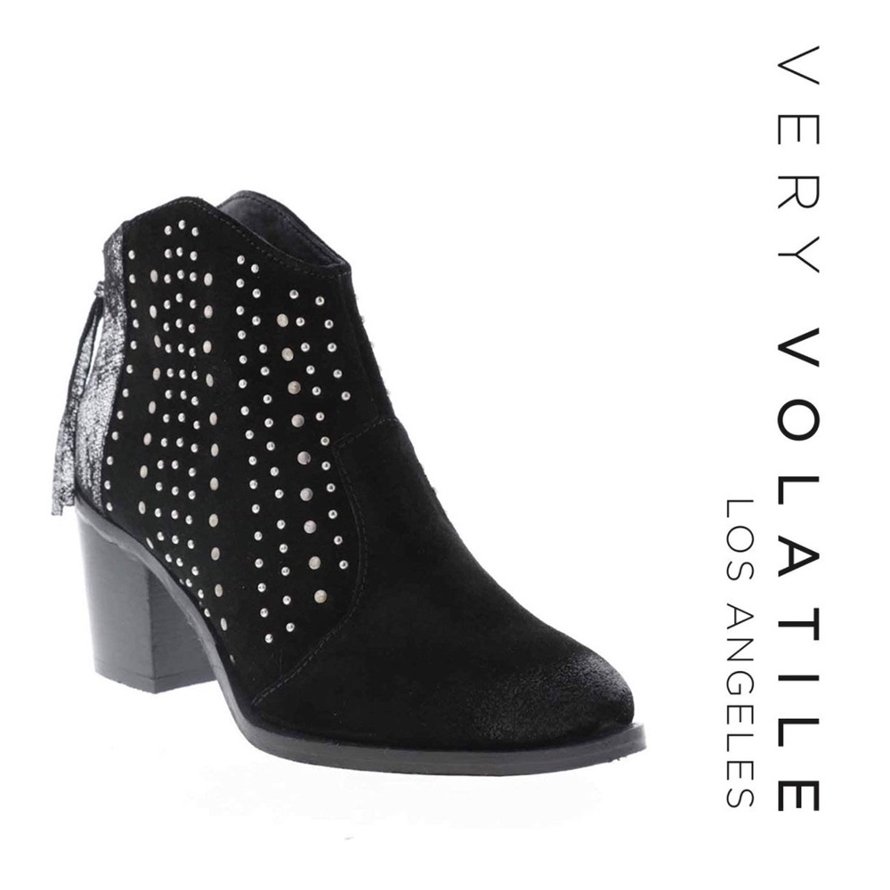Very Volatile • Zeke Suede Ankle Boots